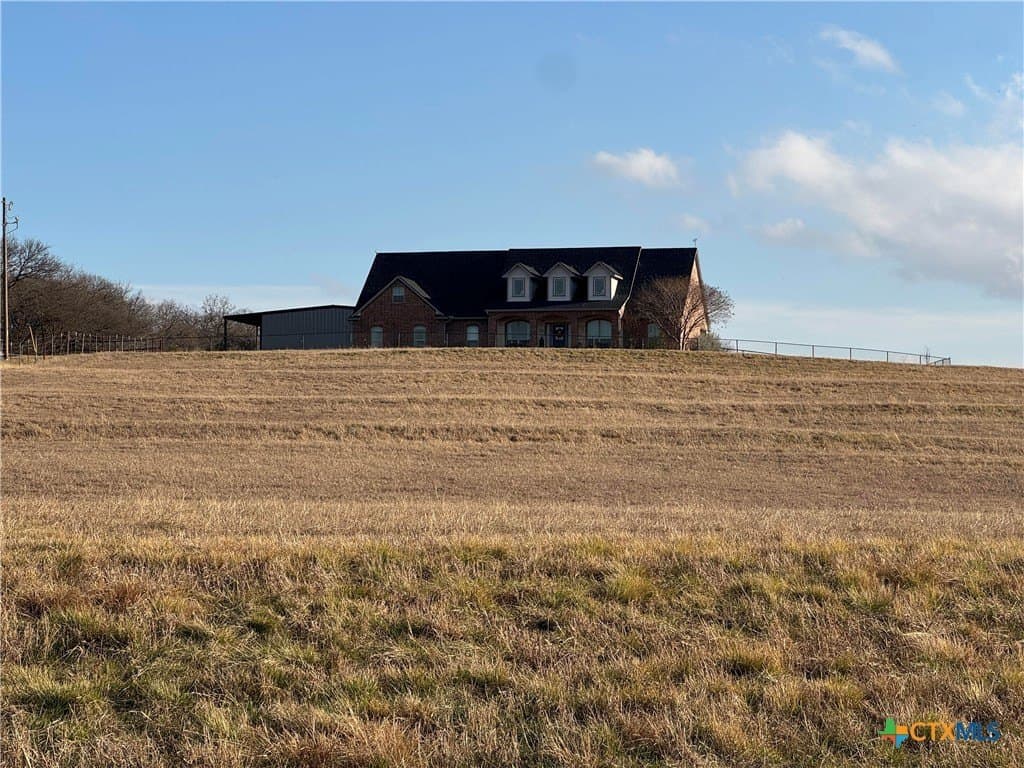 37.81 acres in Hill County - photo 5