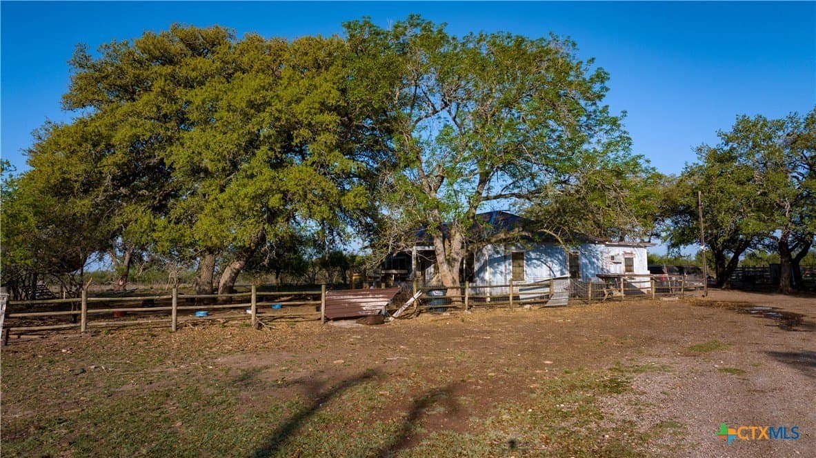 450 acres in Goliad County - photo 37