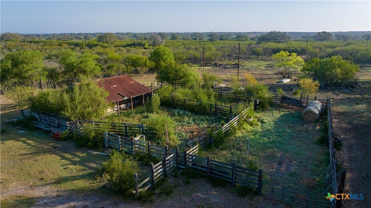 450 acres in Goliad County - photo 40