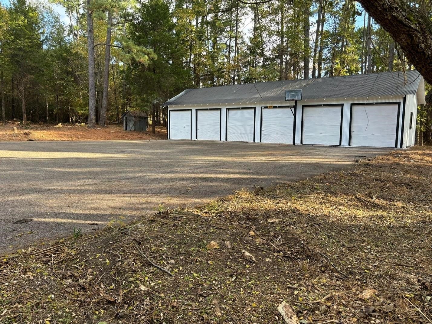 0.5 acres in Gregg County - photo 2