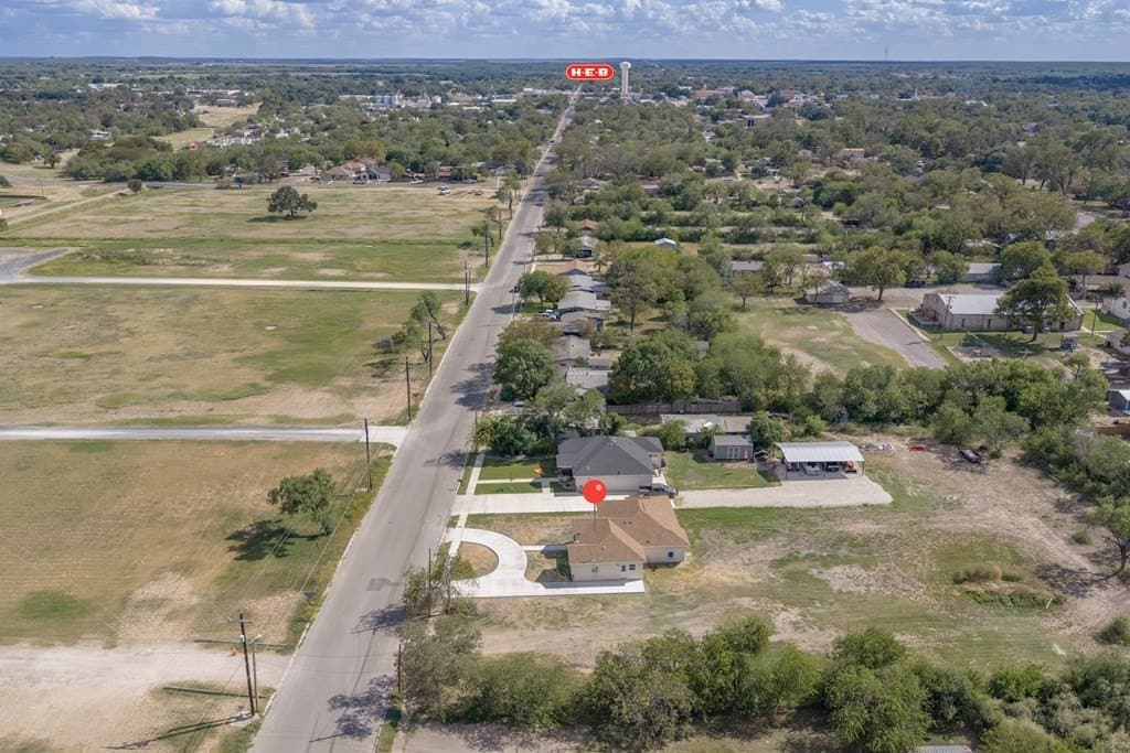 222,320 acres in Uvalde County - photo 31