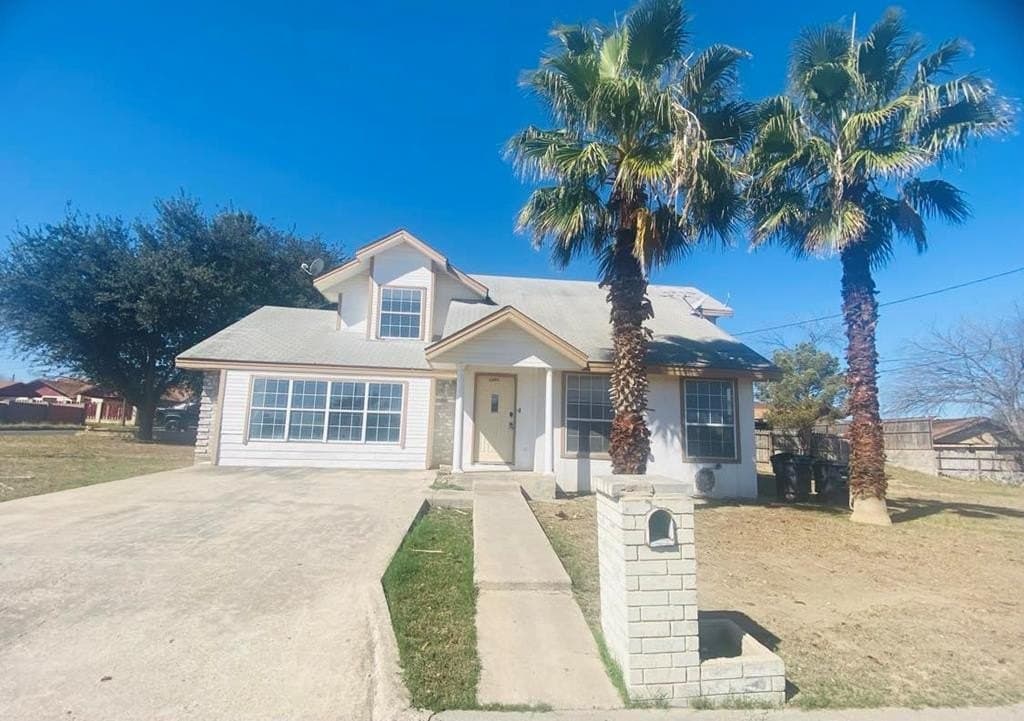 2303 Pecan Drive