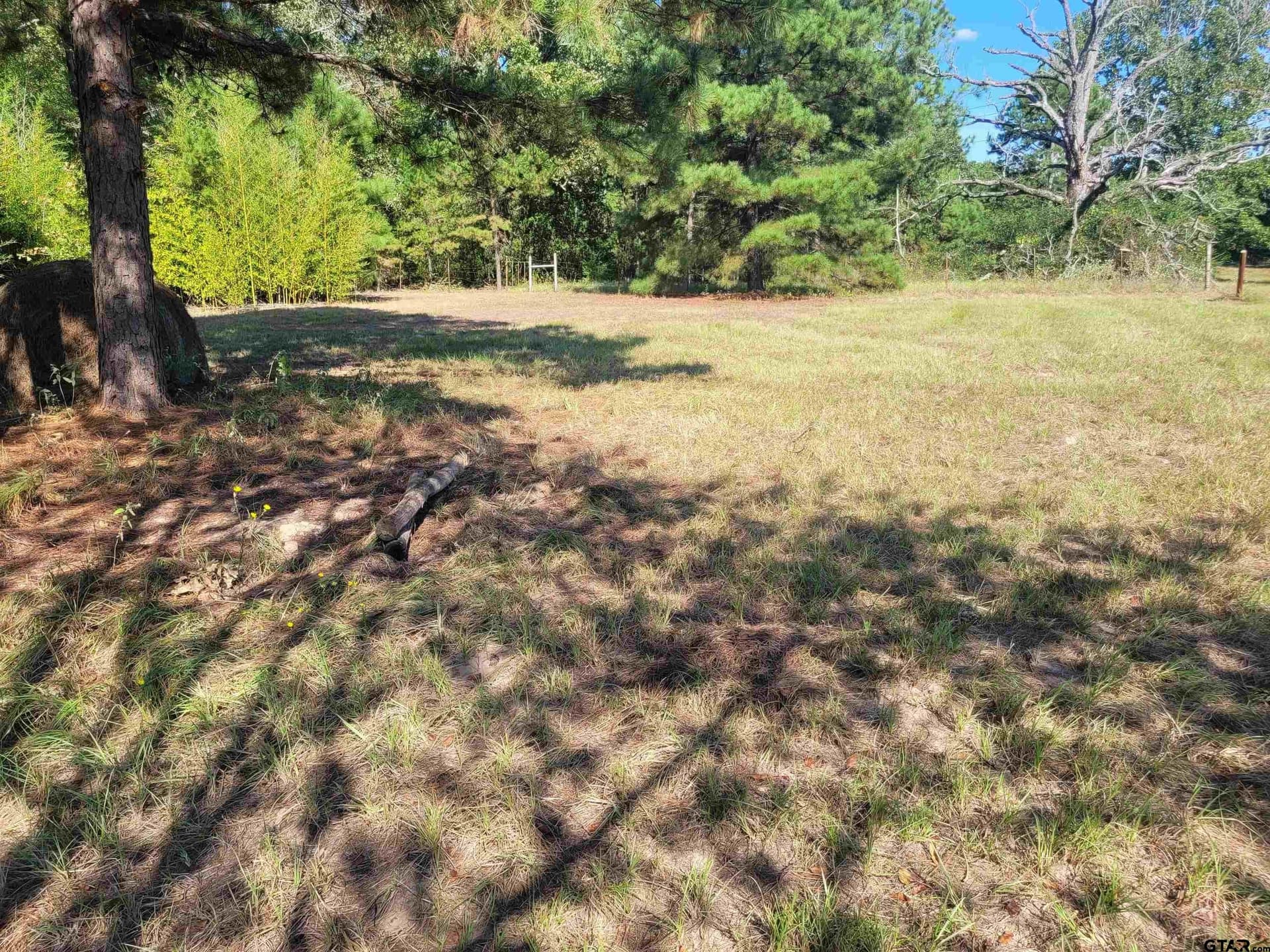 17.92 acres in Smith County - photo 14