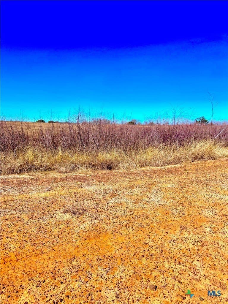 4.48 acres in Guadalupe County - photo 3