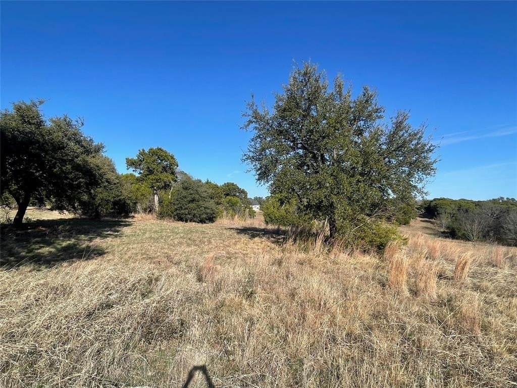 0.85 acres in Johnson County - photo 8