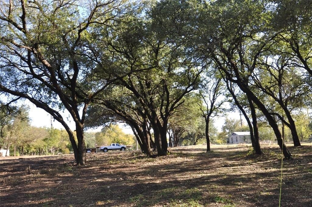 0.5 acres in Hood County - photo 3