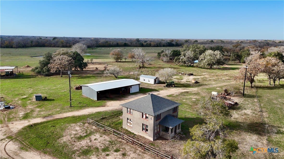 240.47 acres in Gonzales County - photo 12