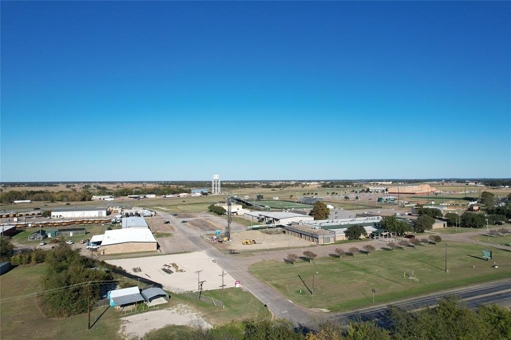 5.59 acres in Kaufman County - photo 4