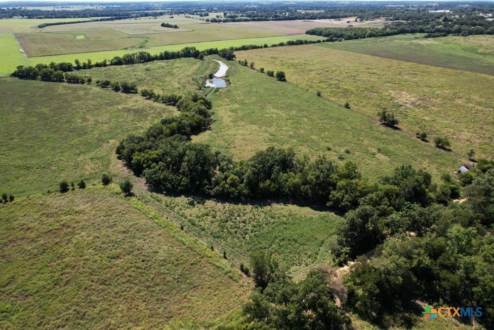 18.94 acres in Milam County - photo 2