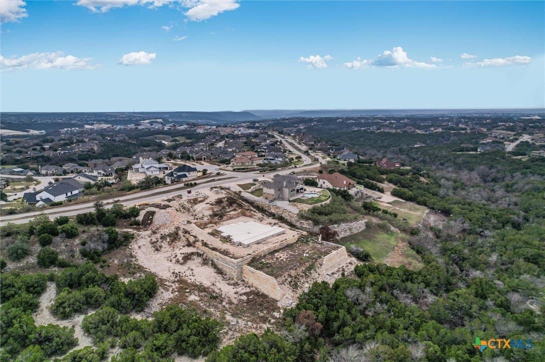 1.61 acres in Travis County - photo 4