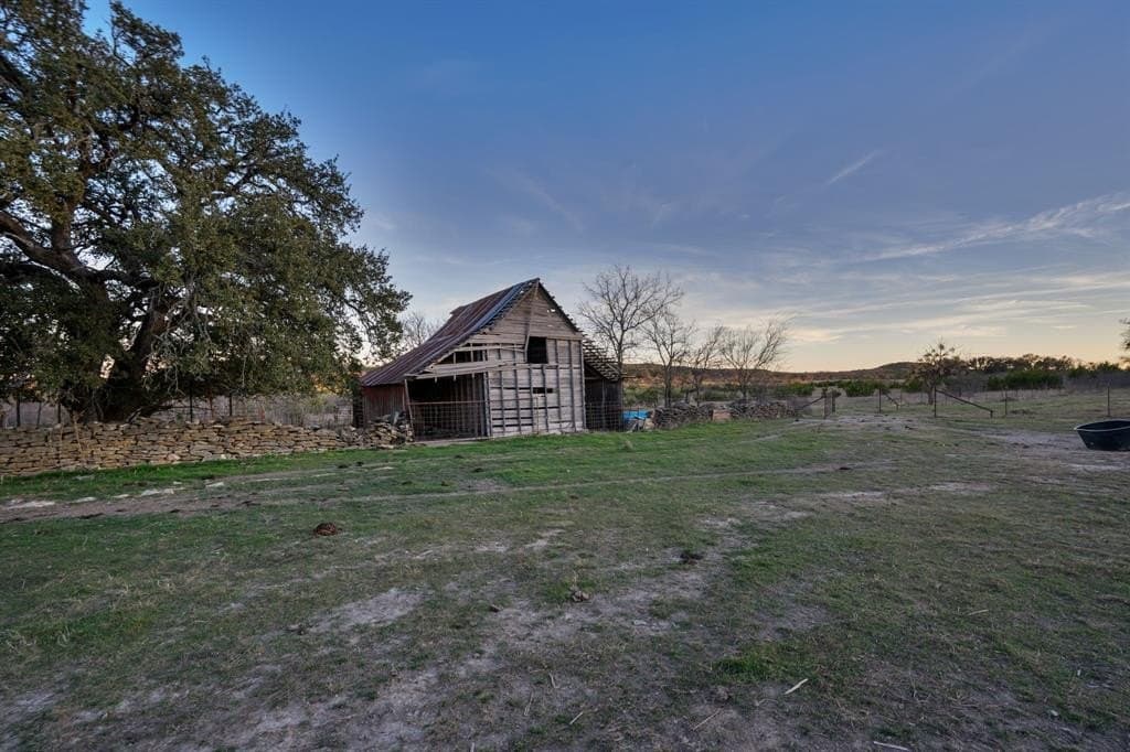 177.84 acres in Bosque County - photo 32