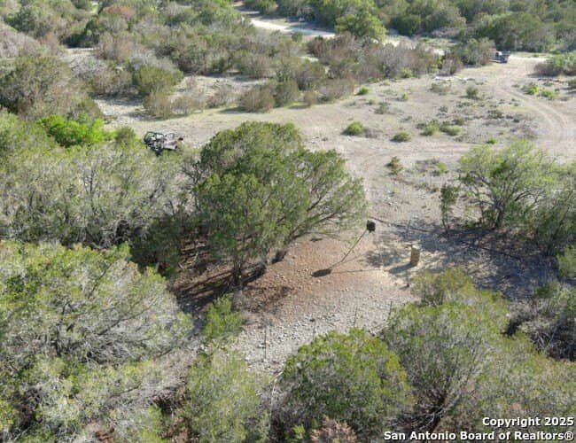 29.29 acres in Edwards County - photo 3