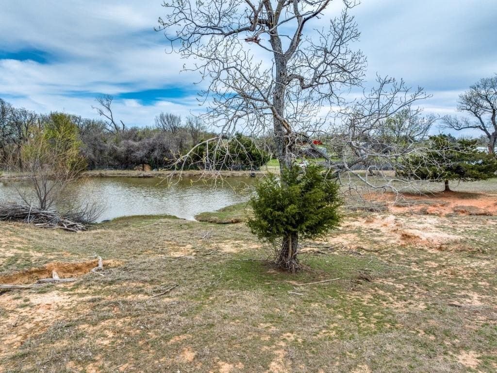 3.99 acres in Wise County - photo 8