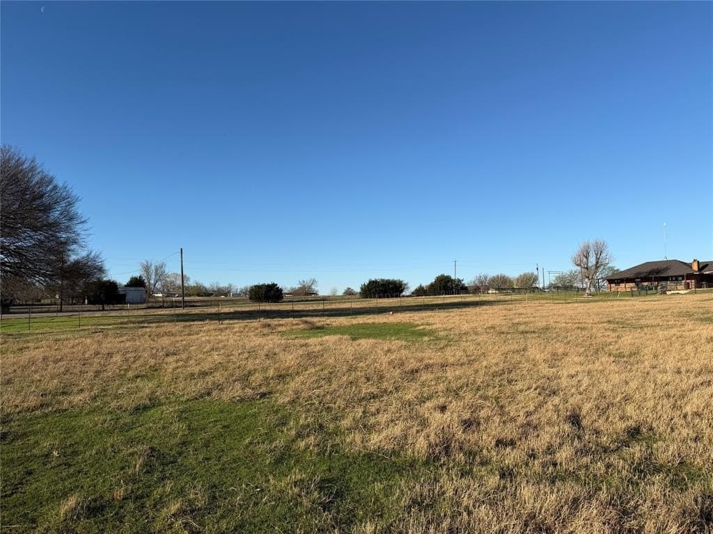 3.99 acres in Wise County - photo 17