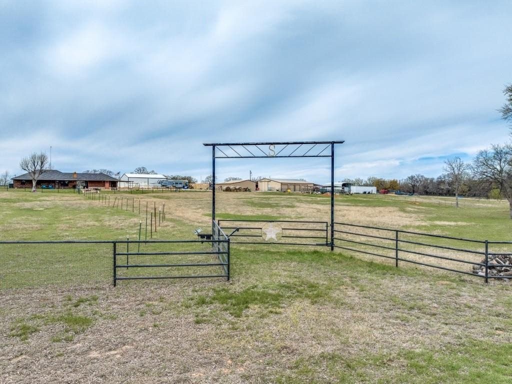 3.99 acres in Wise County - photo 2