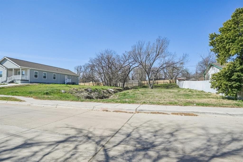 0.16 acres in Tarrant County - photo 3