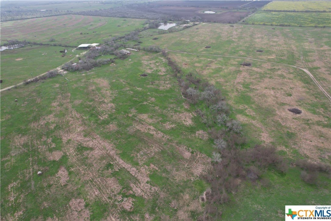 150 acres in Karnes County - photo 11