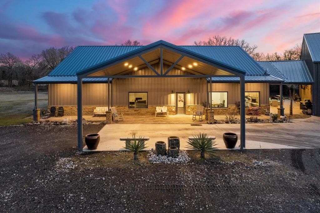 18.7 acres in Henderson County - photo 3