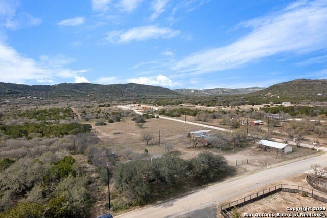 12.65 acres in Uvalde County - photo 7