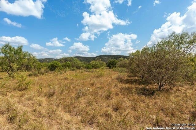 12.65 acres in Uvalde County - photo 62