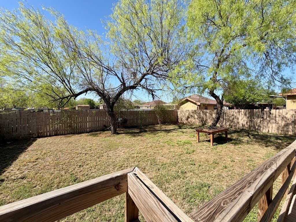 6,050 acres in Maverick County - photo 14