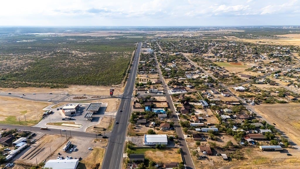 20,000 acres in Maverick County - photo 13