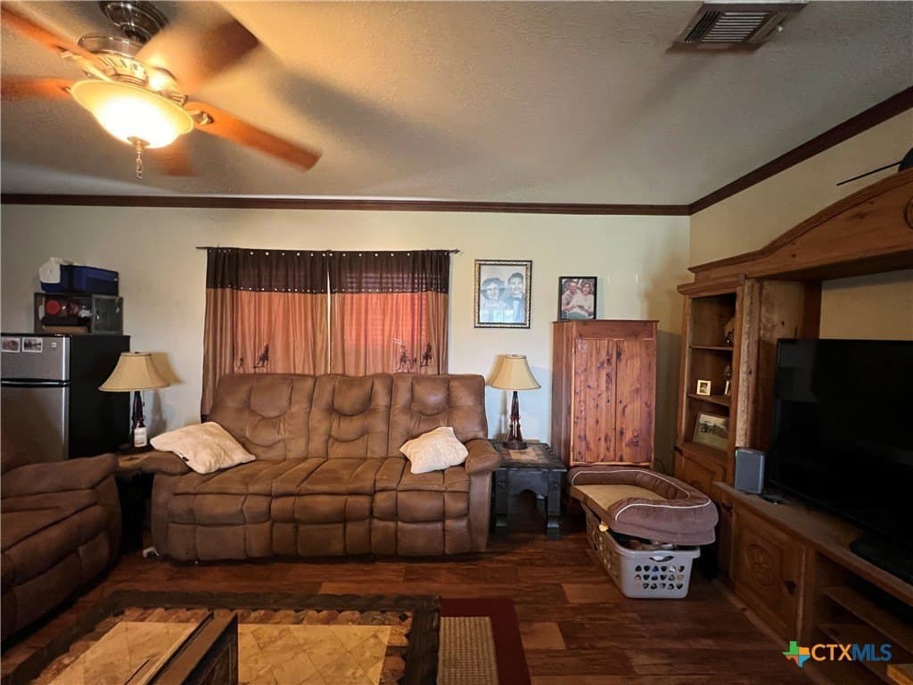 20 acres in DeWitt County - photo 35