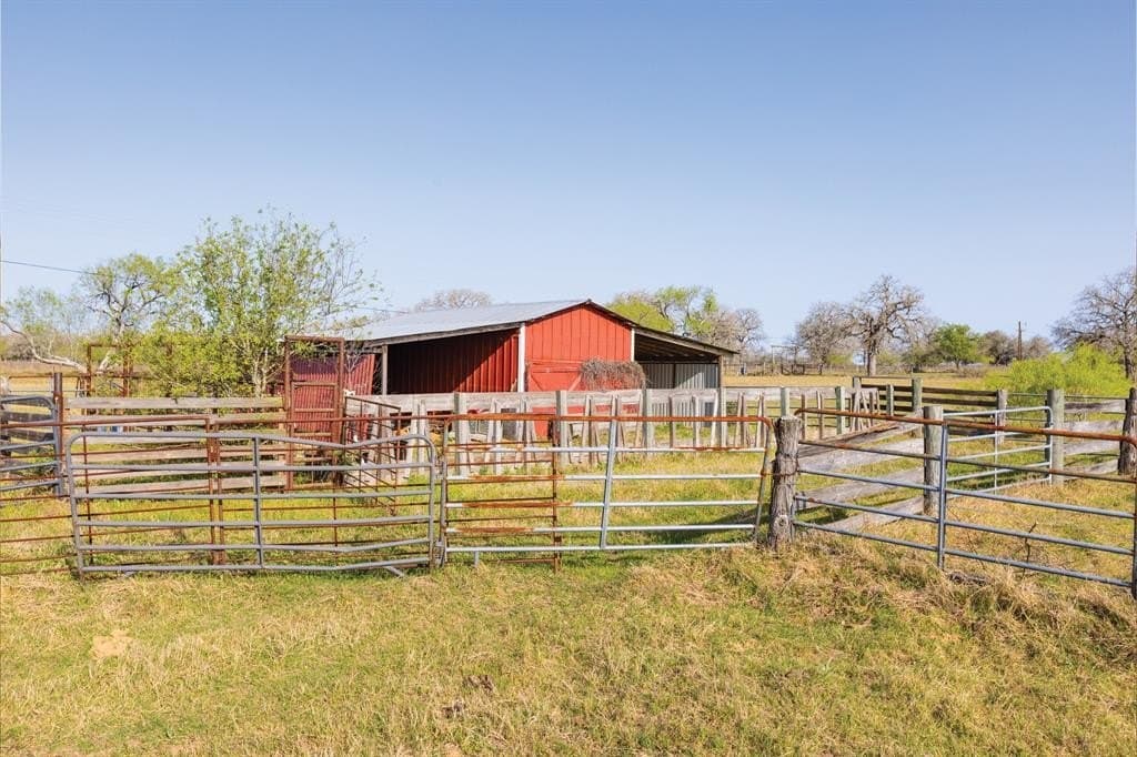 92 acres in Guadalupe County - photo 30