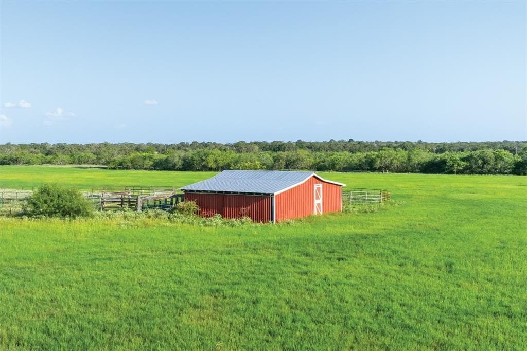 92 acres in Guadalupe County - photo 2