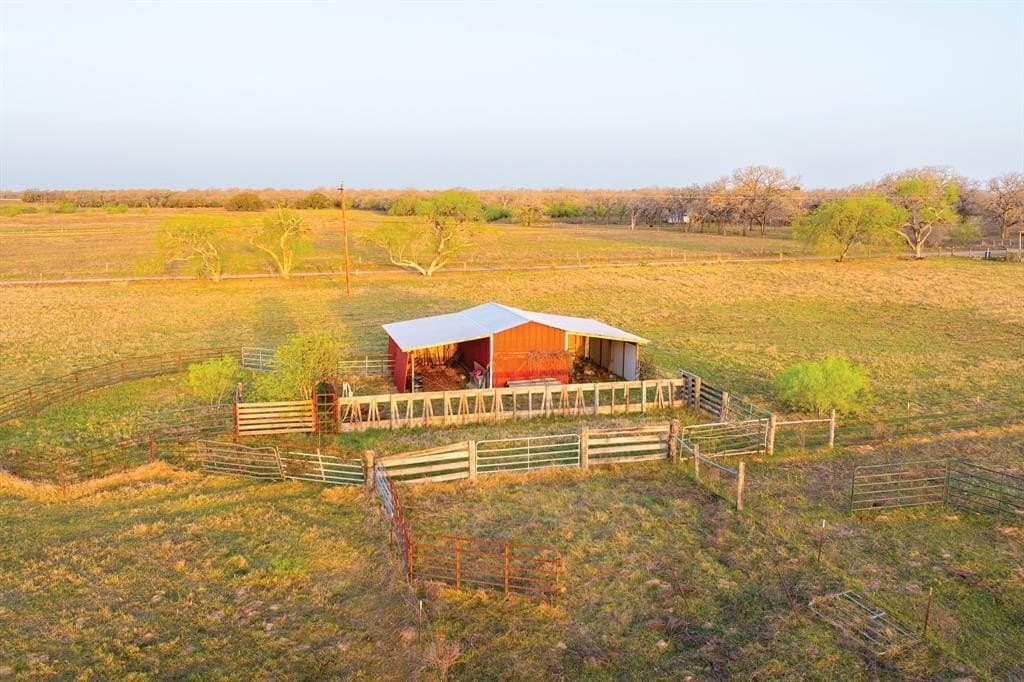 92 acres in Guadalupe County - photo 27