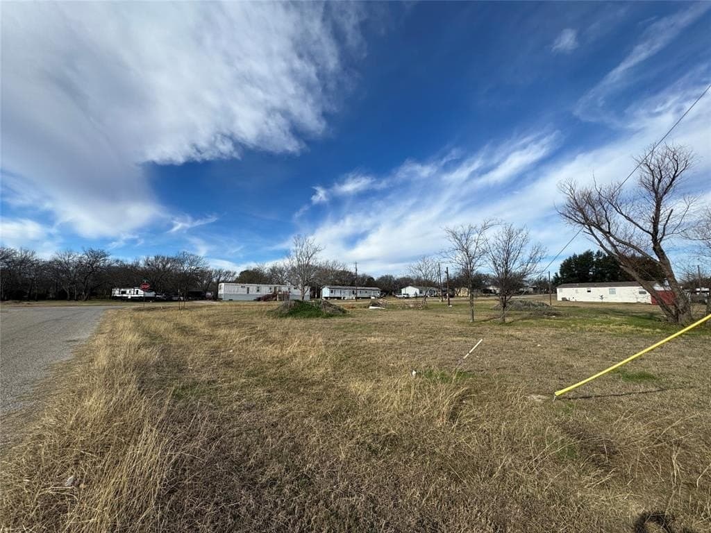 0.52 acres in Johnson County - photo 3