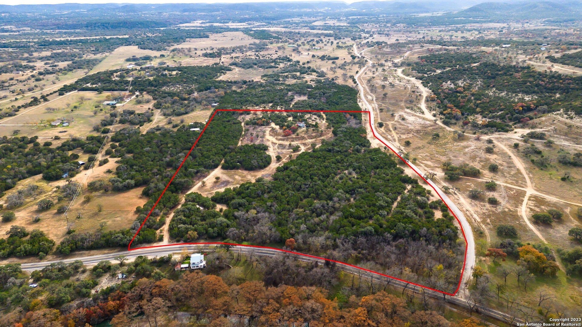 0 acres in Bandera County - photo 2