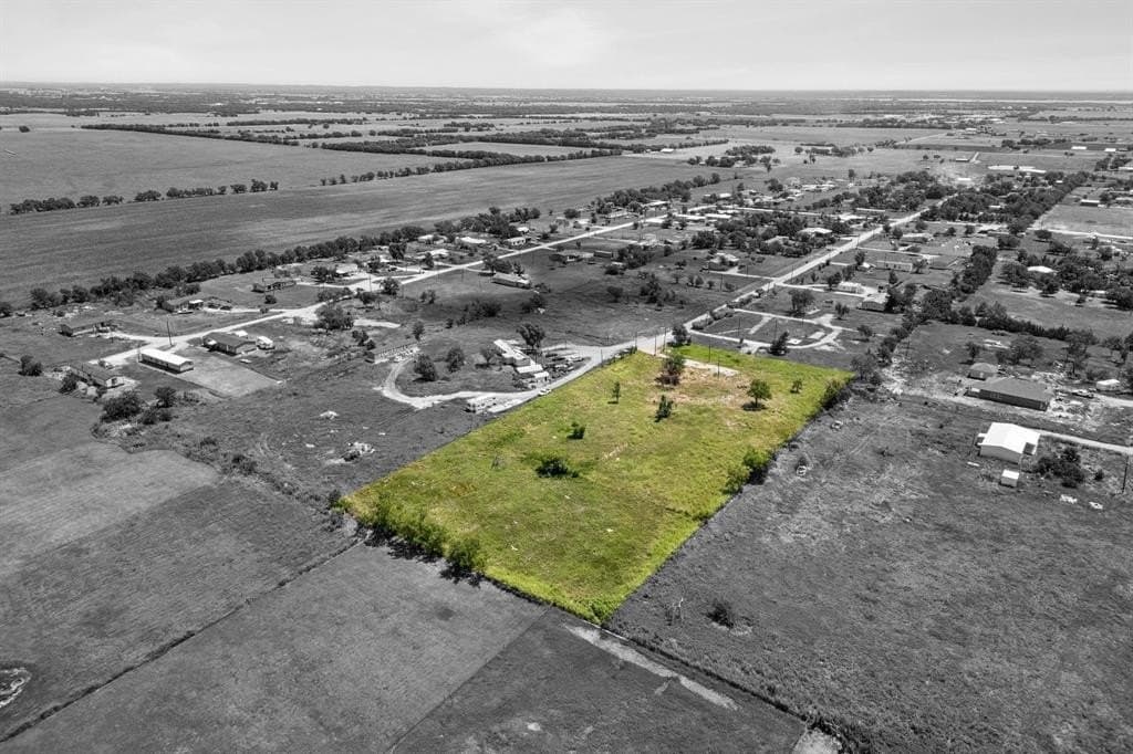 2.93 acres in Cooke County - photo 2