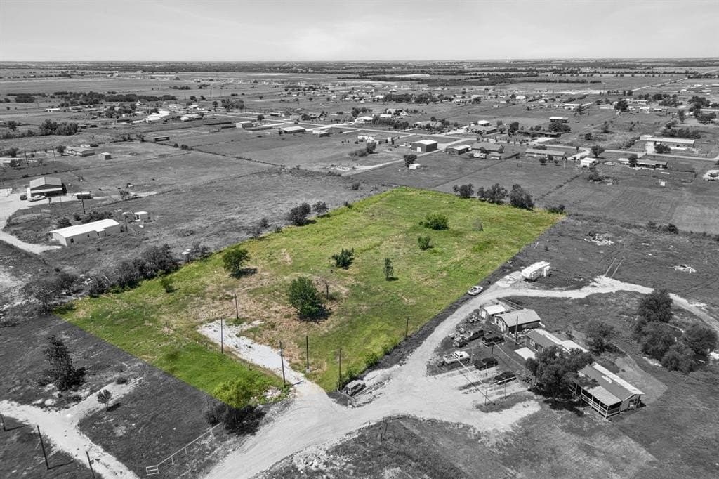 2.93 acres in Cooke County - photo 4
