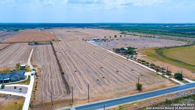 10 acres in Bexar County - photo 5