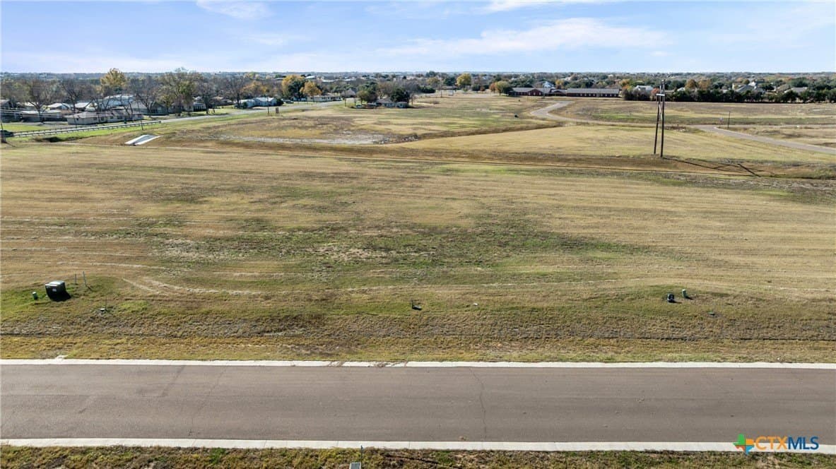 0.78 acres in McLennan County - photo 4