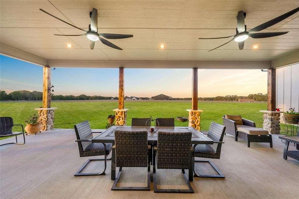 10.46 acres in Hunt County - photo 19