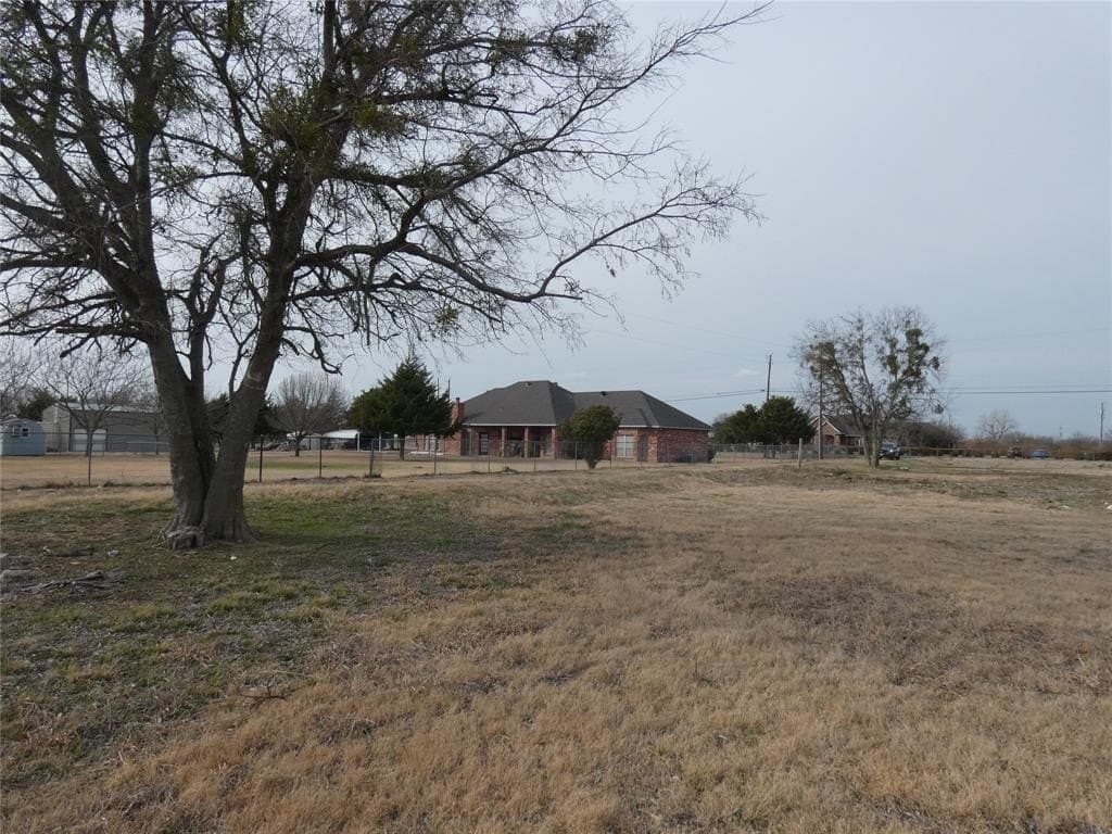 1.5 acres in Dallas County - photo 2