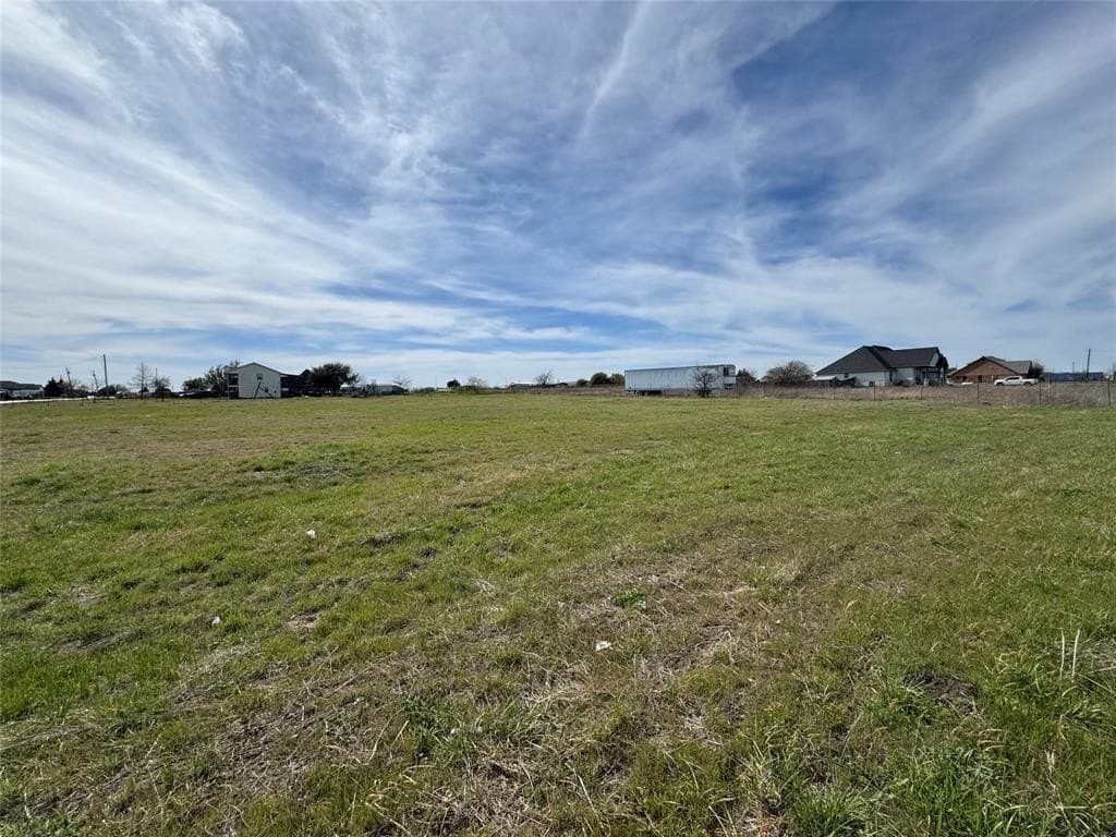 1.46 acres in Johnson County - photo 9