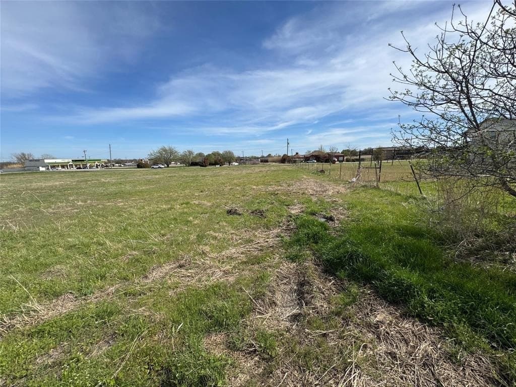 1.46 acres in Johnson County - photo 18