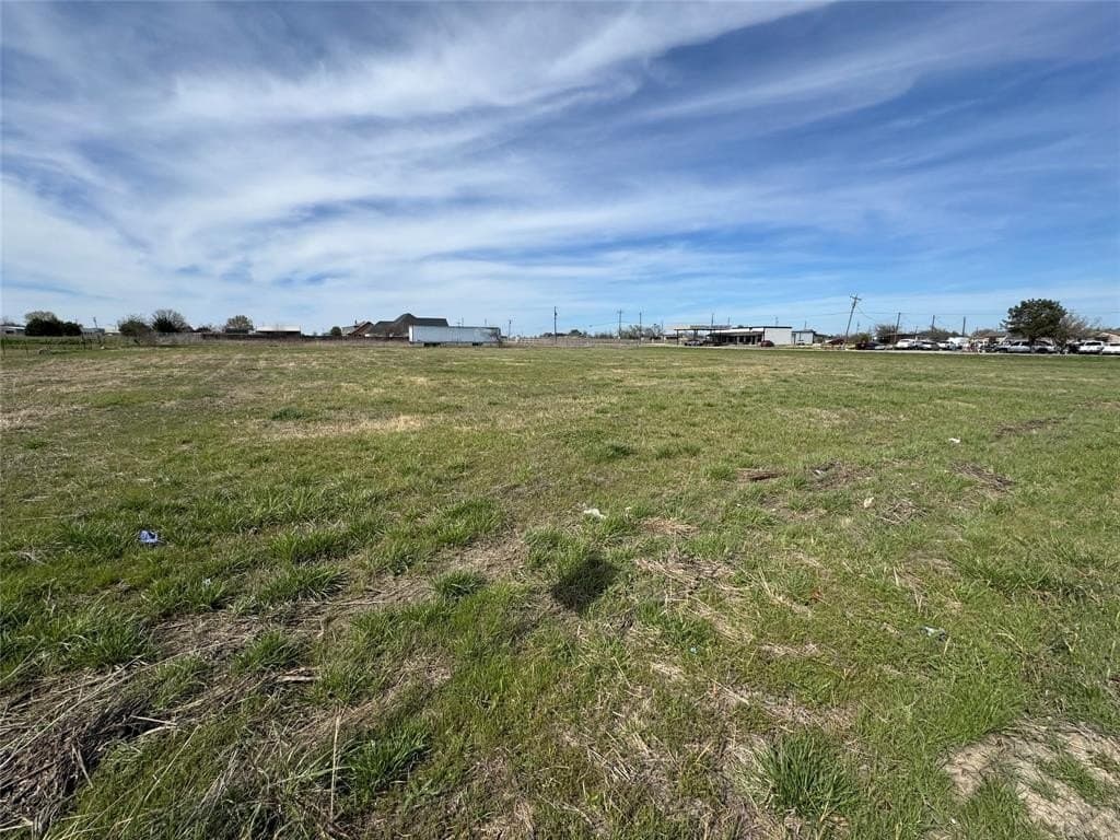 1.46 acres in Johnson County - photo 6