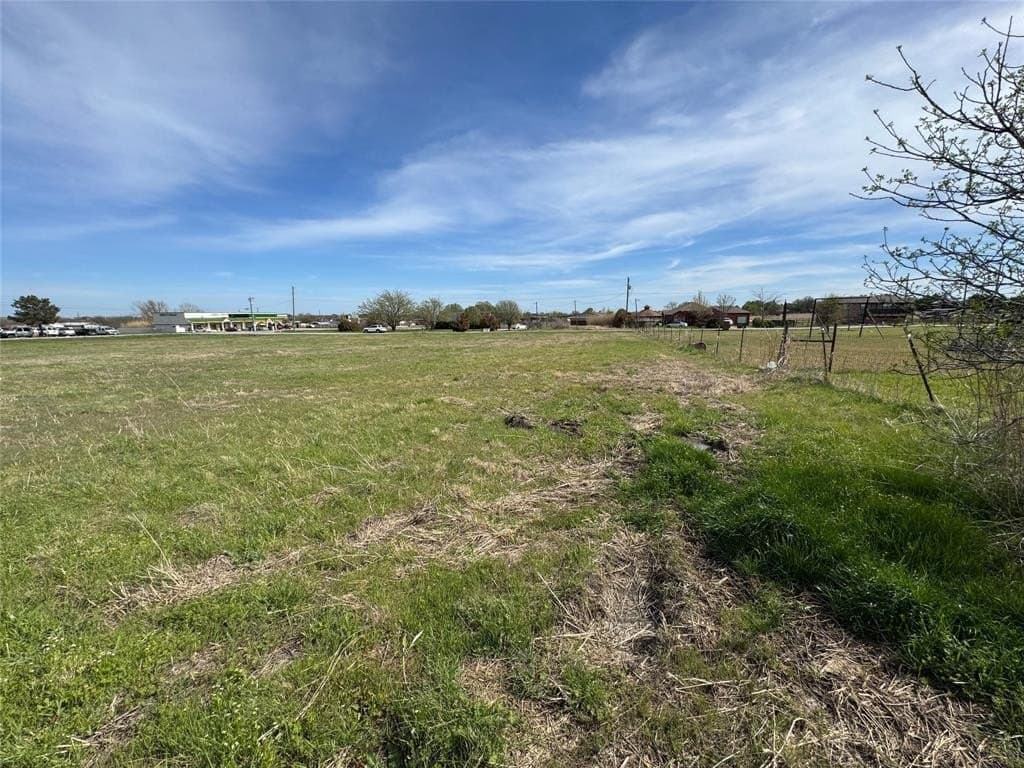 1.46 acres in Johnson County - photo 17