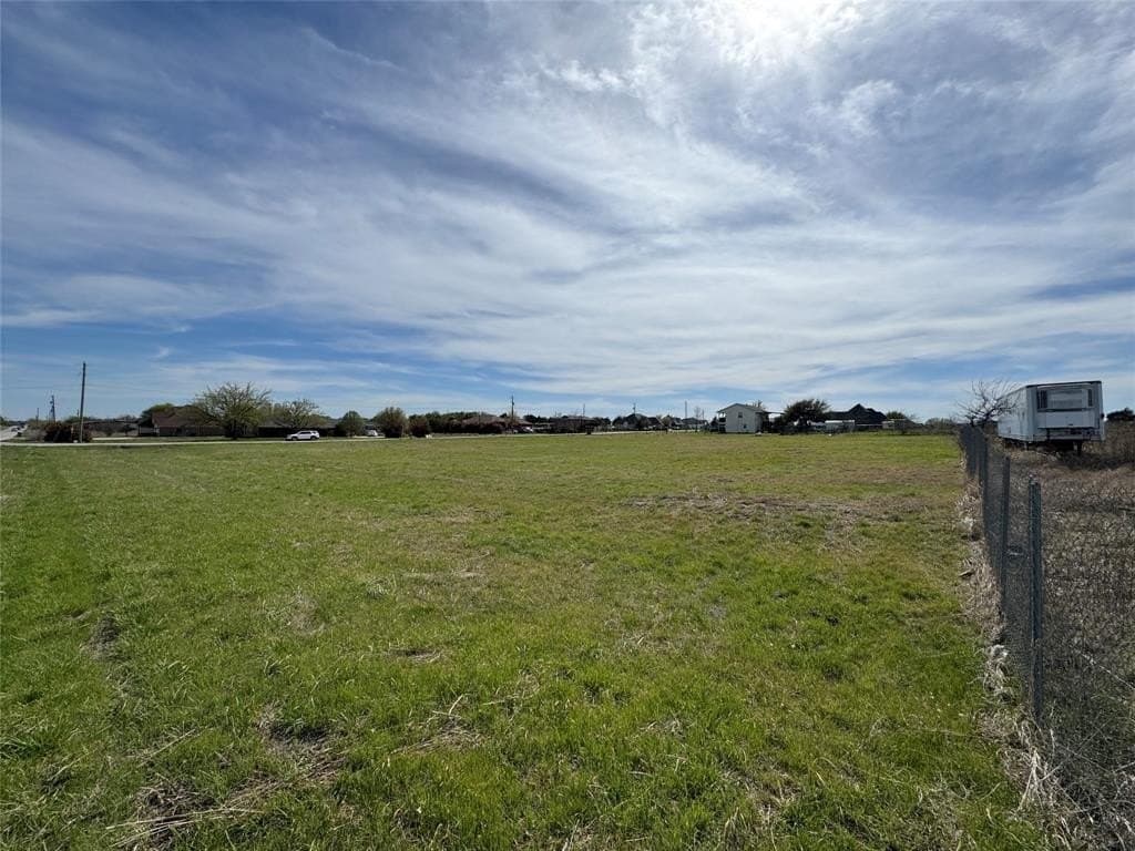 1.46 acres in Johnson County - photo 13