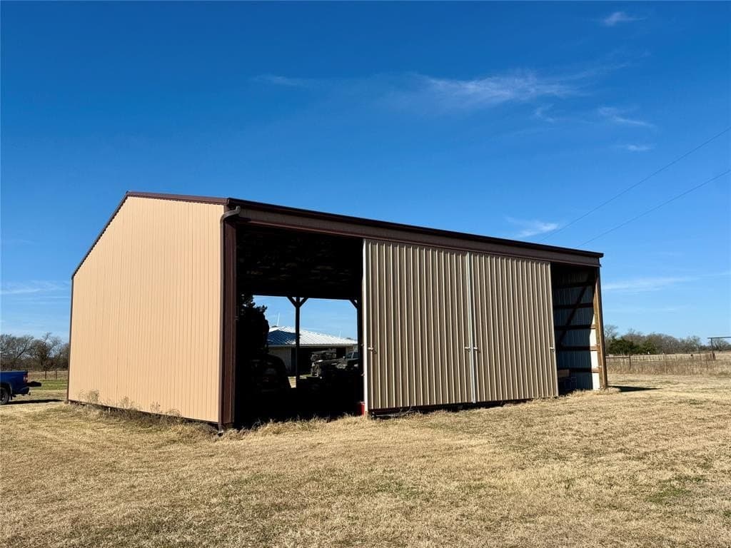 137.39 acres in Navarro County - photo 32