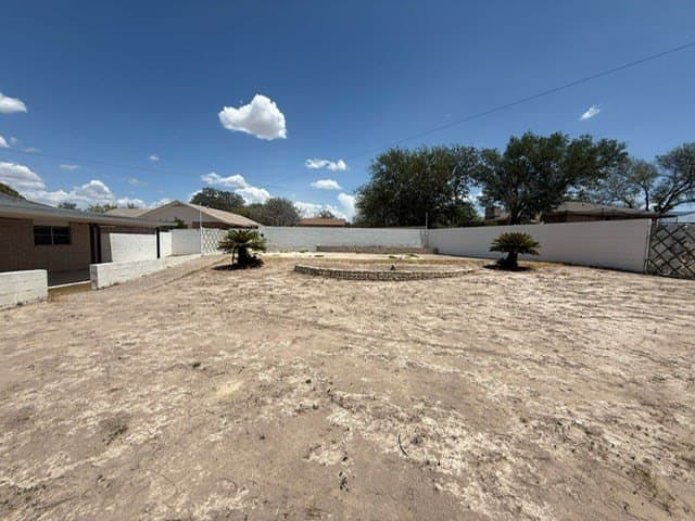 18,810 acres in Val Verde County - photo 2
