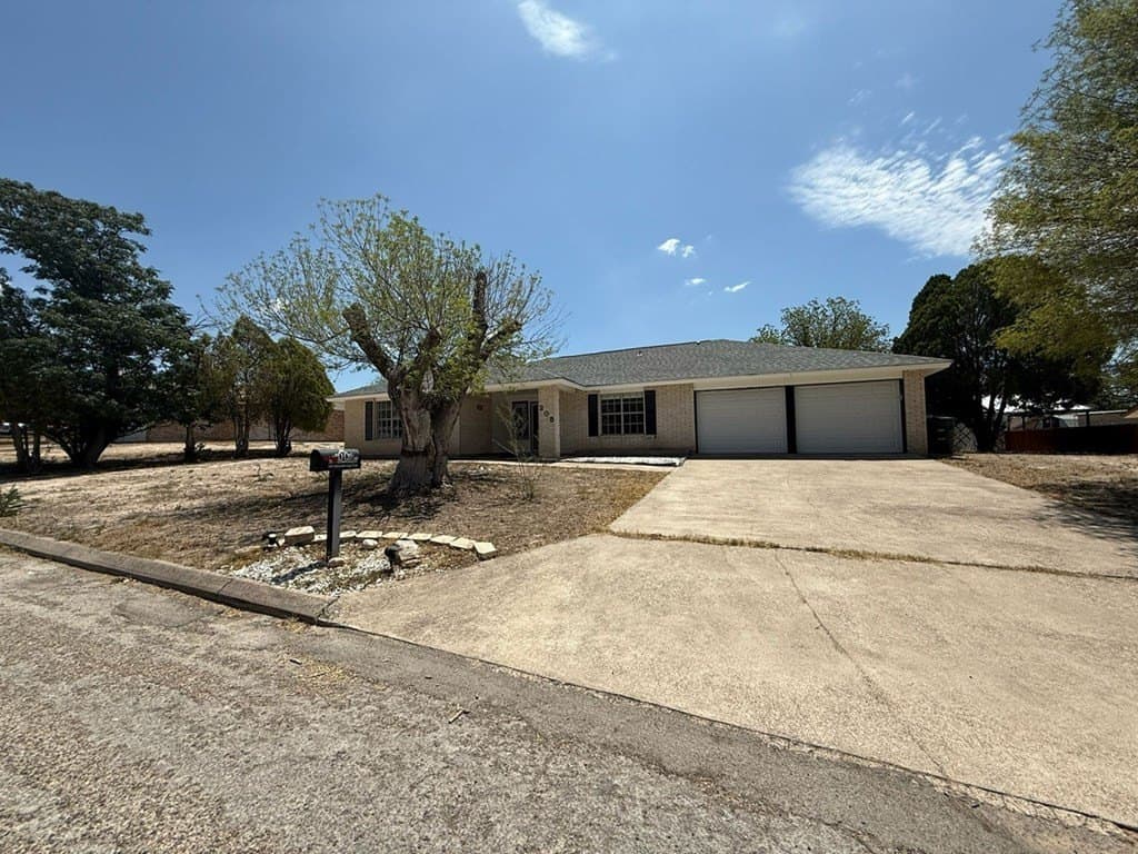 18,810 acres in Val Verde County - photo 22