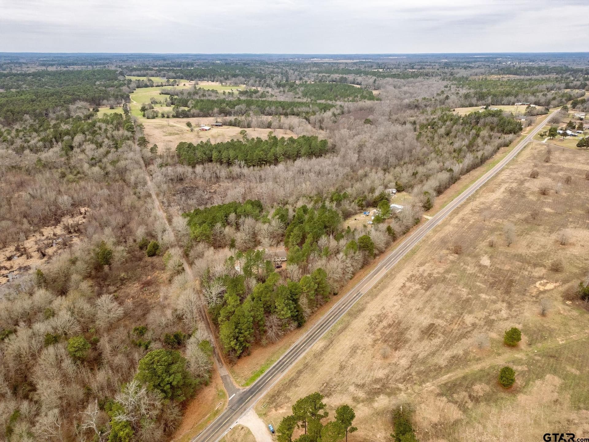 20 acres in Upshur County - photo 6