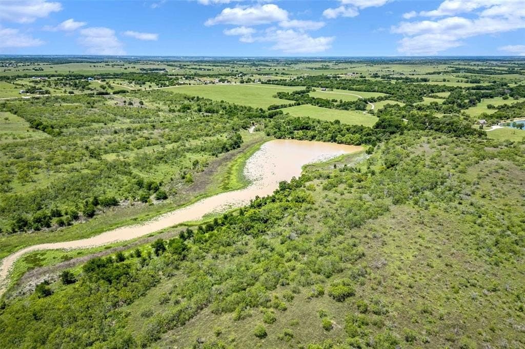 131 acres in McLennan County - photo 2