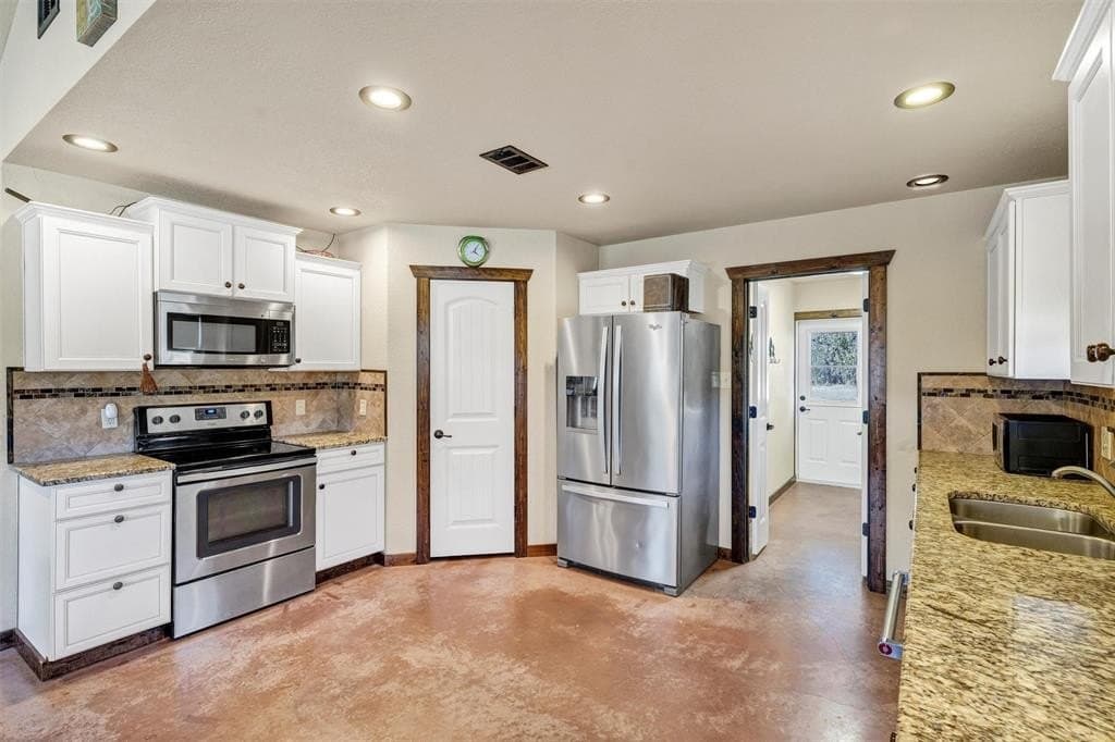 18.35 acres in Hood County - photo 14