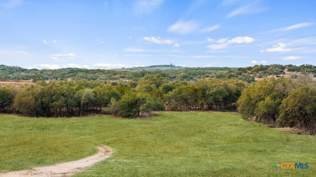 11.74 acres in Hays County - photo 4